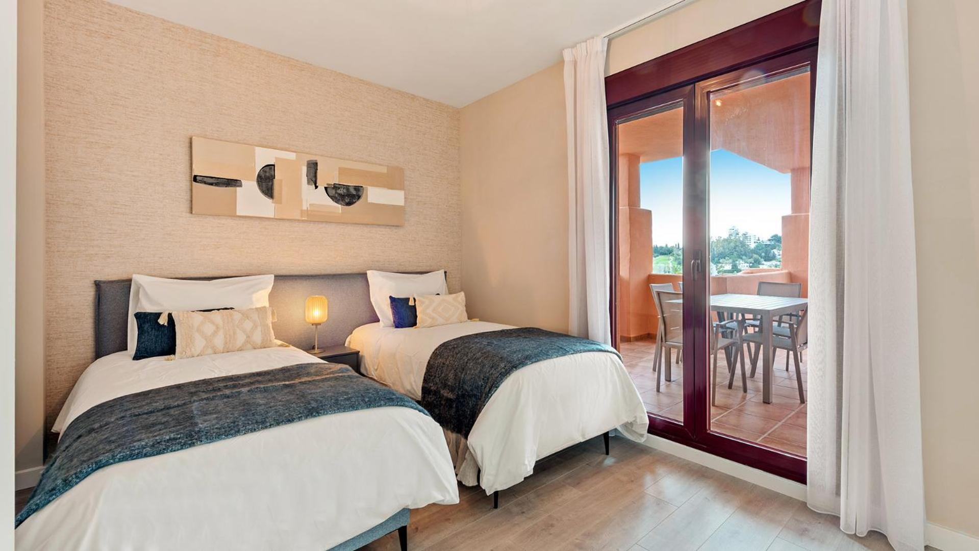 Royal Marbella Golf Resort เอสเตโปนา ภายนอก รูปภาพ