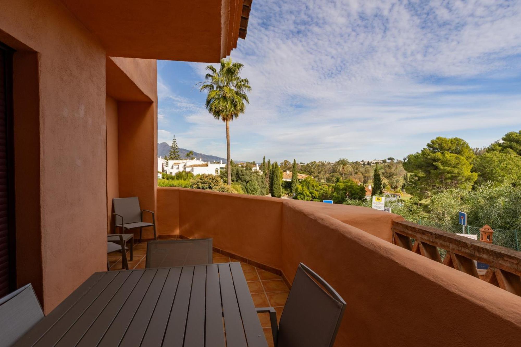 Royal Marbella Golf Resort เอสเตโปนา ภายนอก รูปภาพ