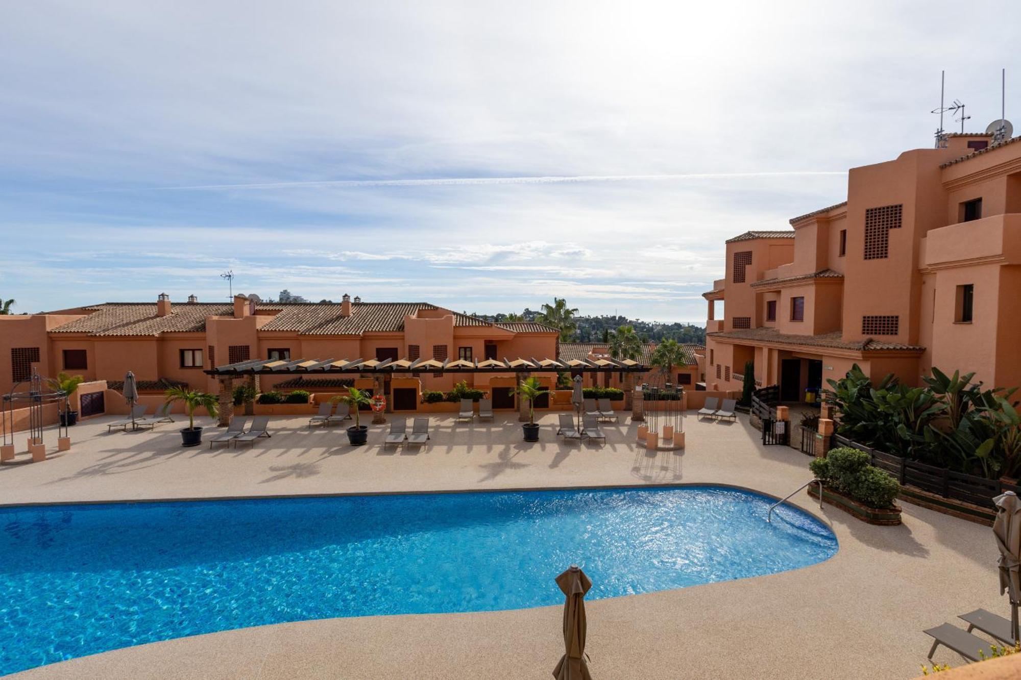 Royal Marbella Golf Resort เอสเตโปนา ภายนอก รูปภาพ