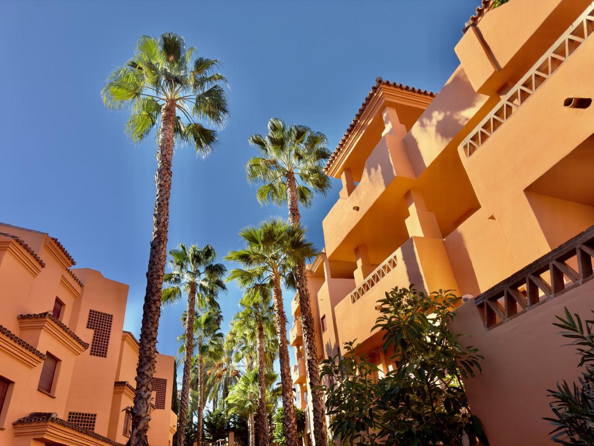Royal Marbella Golf Resort เอสเตโปนา ภายนอก รูปภาพ