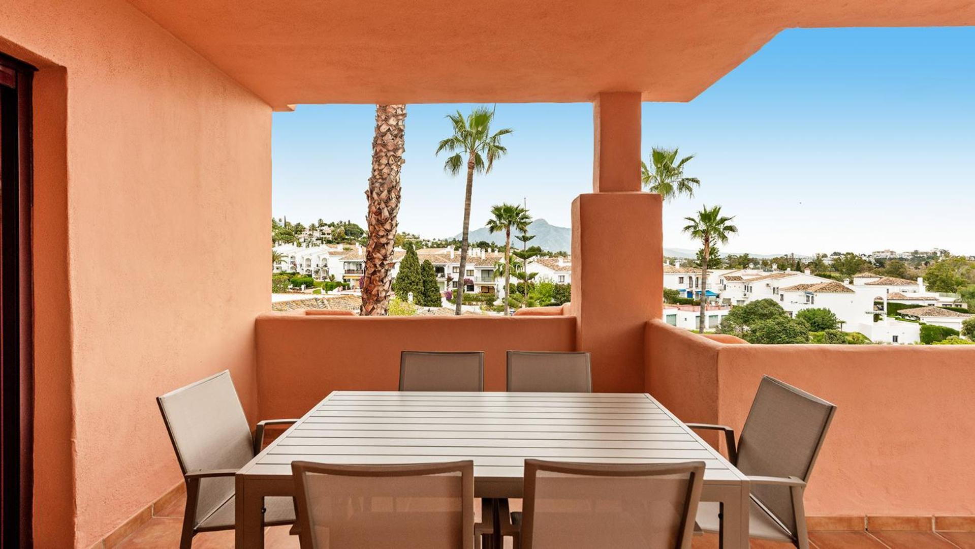 Royal Marbella Golf Resort เอสเตโปนา ภายนอก รูปภาพ