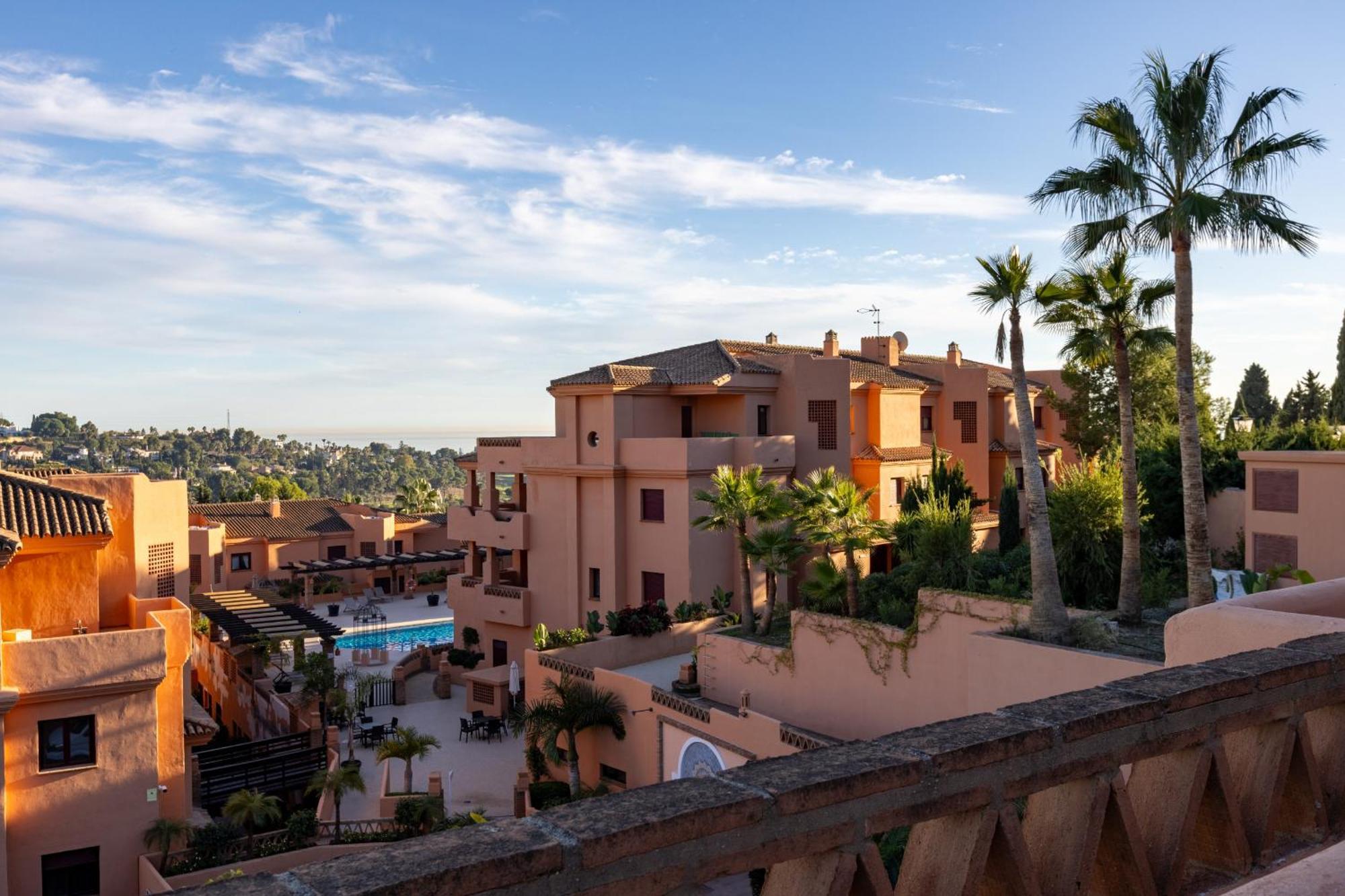 Royal Marbella Golf Resort เอสเตโปนา ภายนอก รูปภาพ